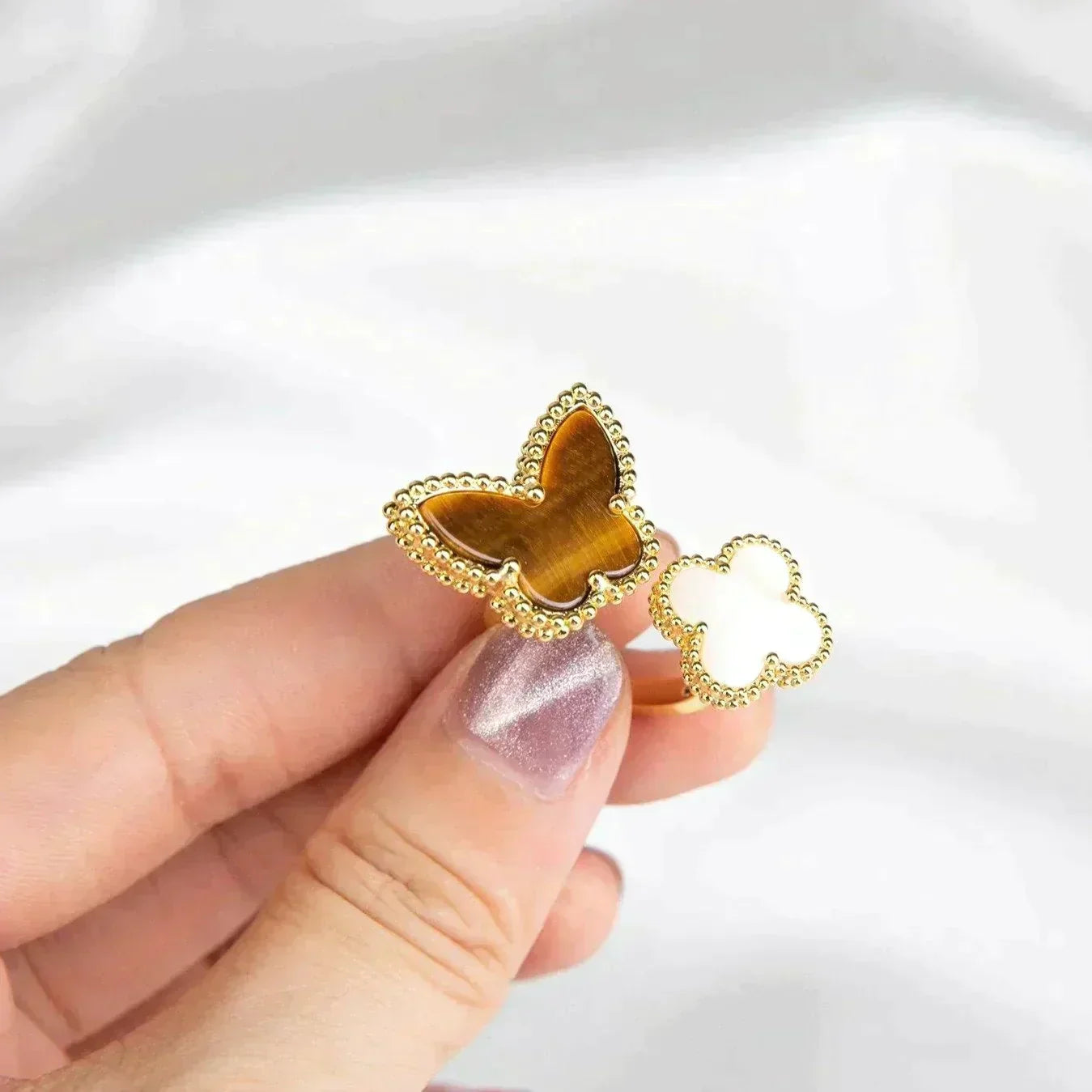 ¡®Imperial¡¯LUCKY BETWEEN THE FINGER RING