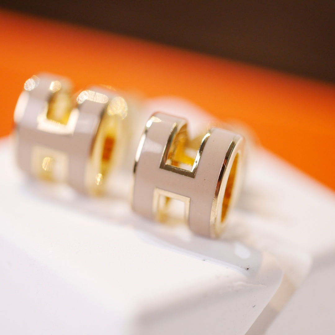 ¡®Imperial¡¯MINI POP H GOLD EARRINGS GREY