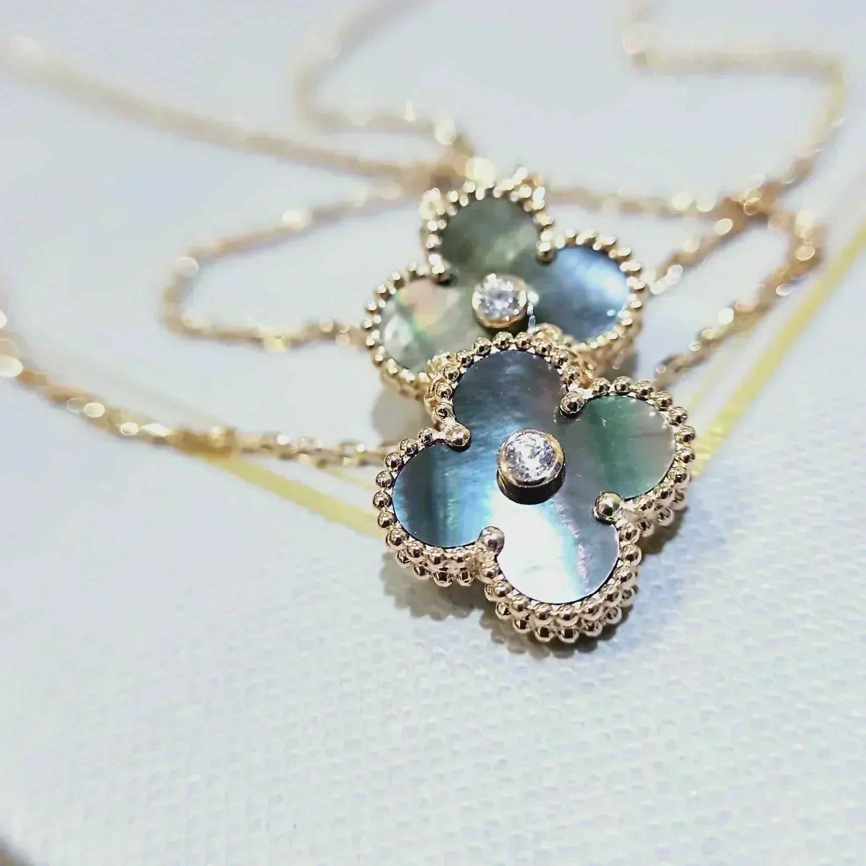¡®Imperial¡¯CLOVER 15MM DIAMOND AND MOTHER-OF-GREY NECKLACE