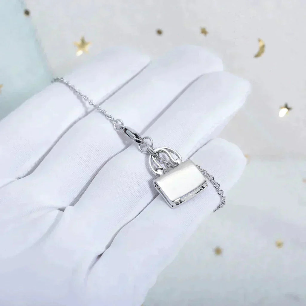 ¡®Imperial¡¯AMULETTE PEDANT SILVER NECKLACE