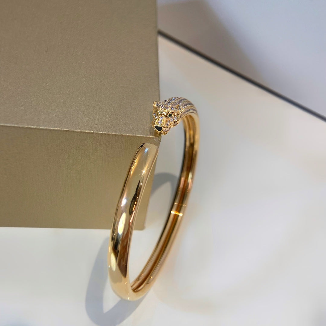 ¡®Imperial¡¯PANTHERE GOLD DIAMOND OPEN BRACELET