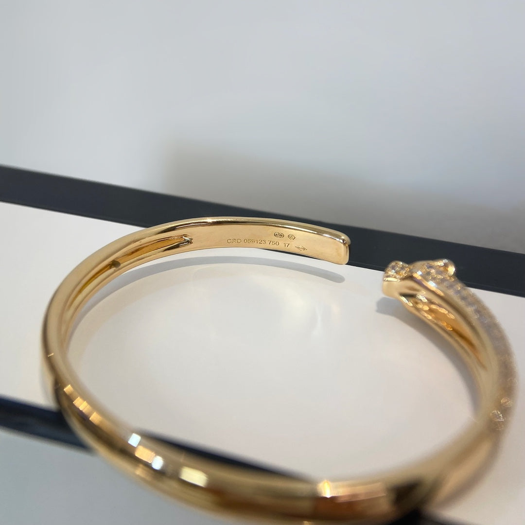 ¡®Imperial¡¯PANTHERE GOLD DIAMOND OPEN BRACELET