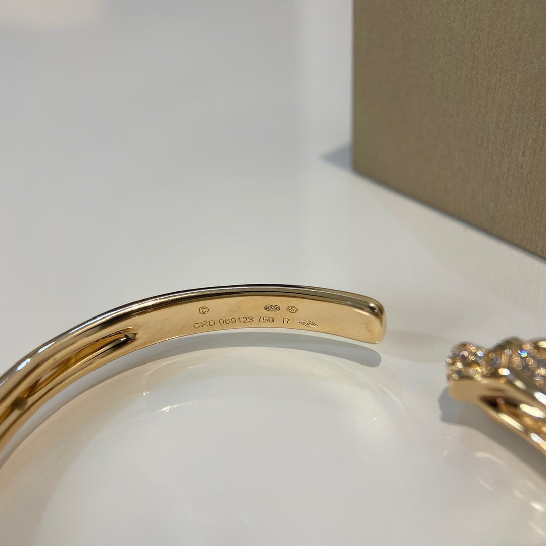 ¡®Imperial¡¯PANTHERE GOLD DIAMOND OPEN BRACELET