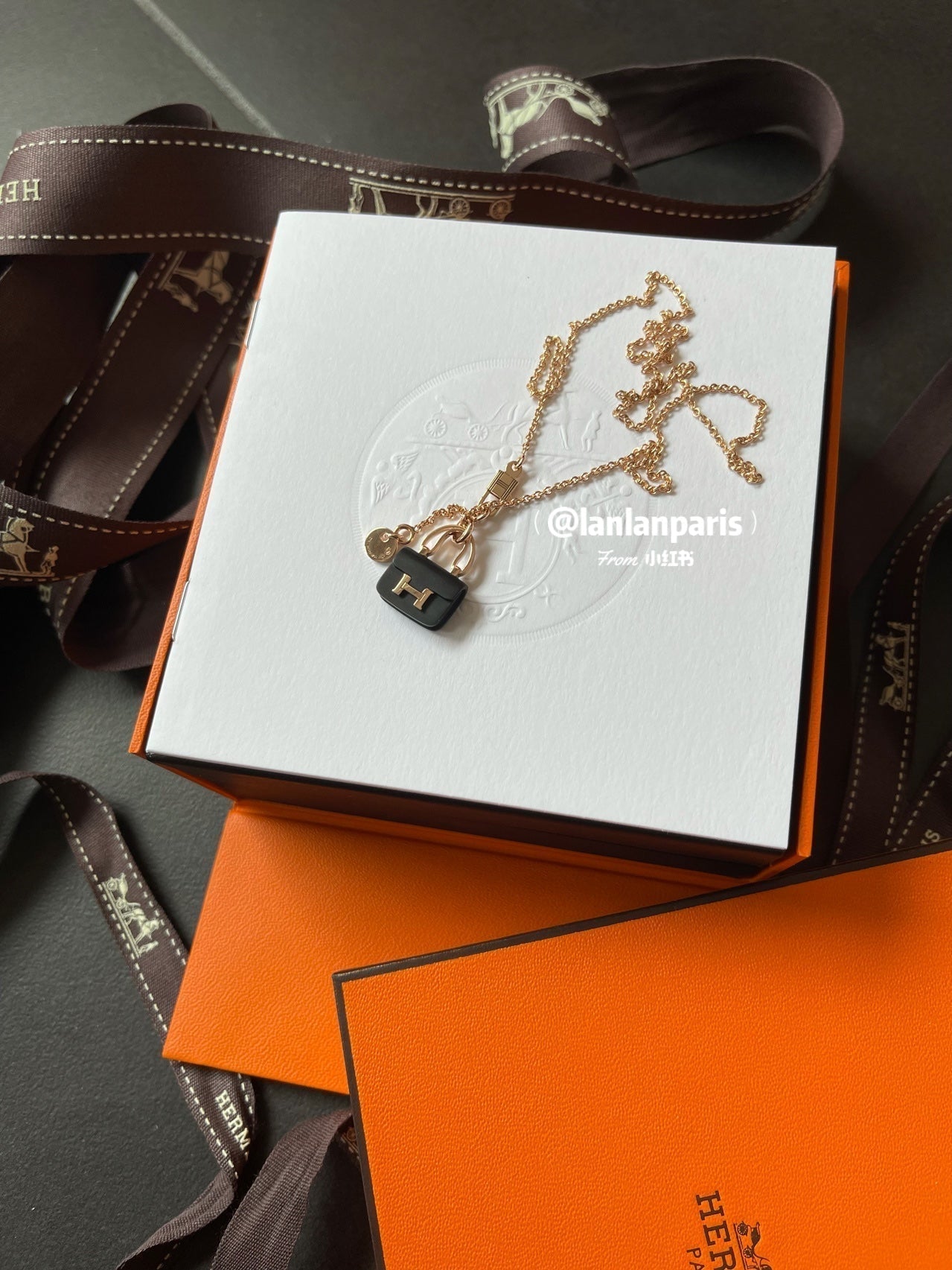¡®Imperial¡¯CONSTANCE BLACK PEDANT PINK GOLD NECKLACE