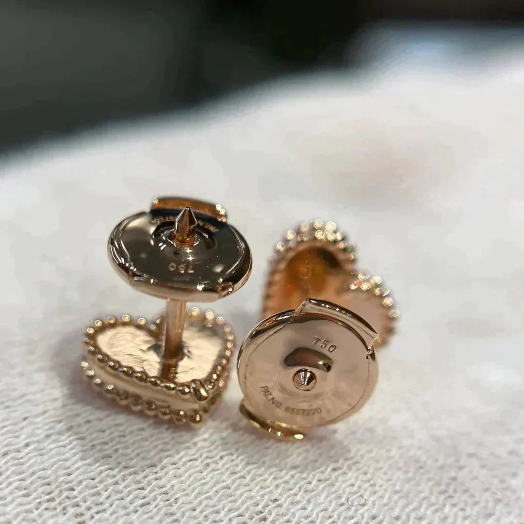 ¡®Imperial¡¯HEART CARNELIAN STUD EARRINGS