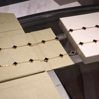 ¡®Imperial¡¯CLOVER 20 MOTIFS ONYX NECKLACE