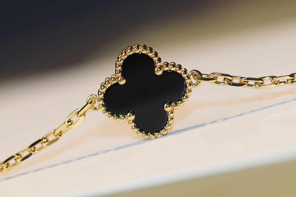 ¡®Imperial¡¯CLOVER 20 MOTIFS ONYX ROSE GOLD