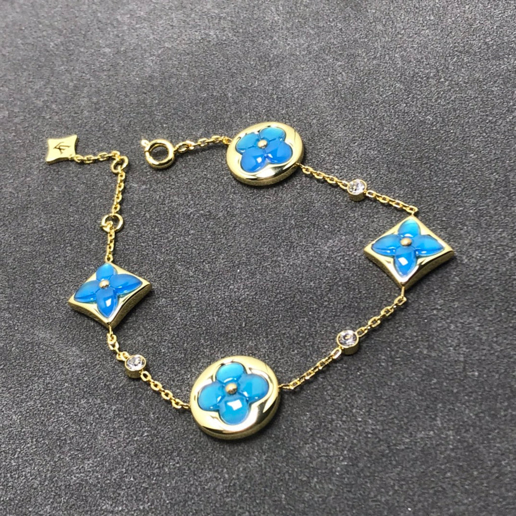 ¡®Imperial¡¯STAR AND SUN TURQUOISE 4 MOTIFS 3 DIAMONDS