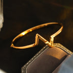 ¡®Imperial¡¯VOLTE UPSITE DOWN BRACELET