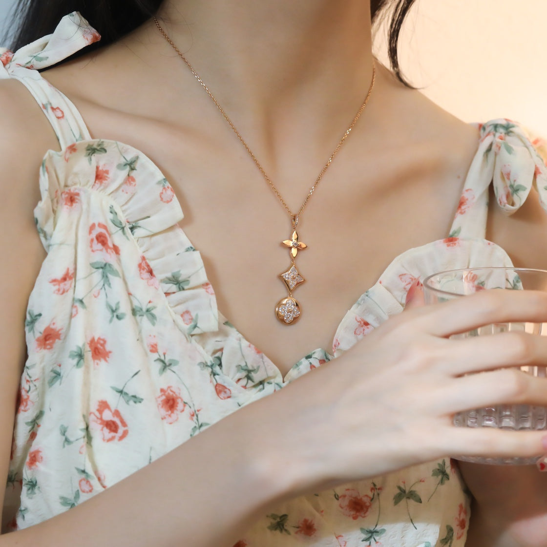 ¡®Imperial¡¯STAR AND SUN DIAMOND PINK GOLD NECKLACE
