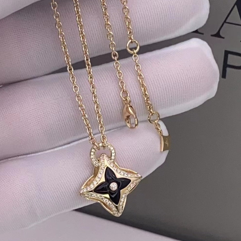 ¡®Imperial¡¯STAR PEDANT PINK GOLD DIAMOND NECKLACE