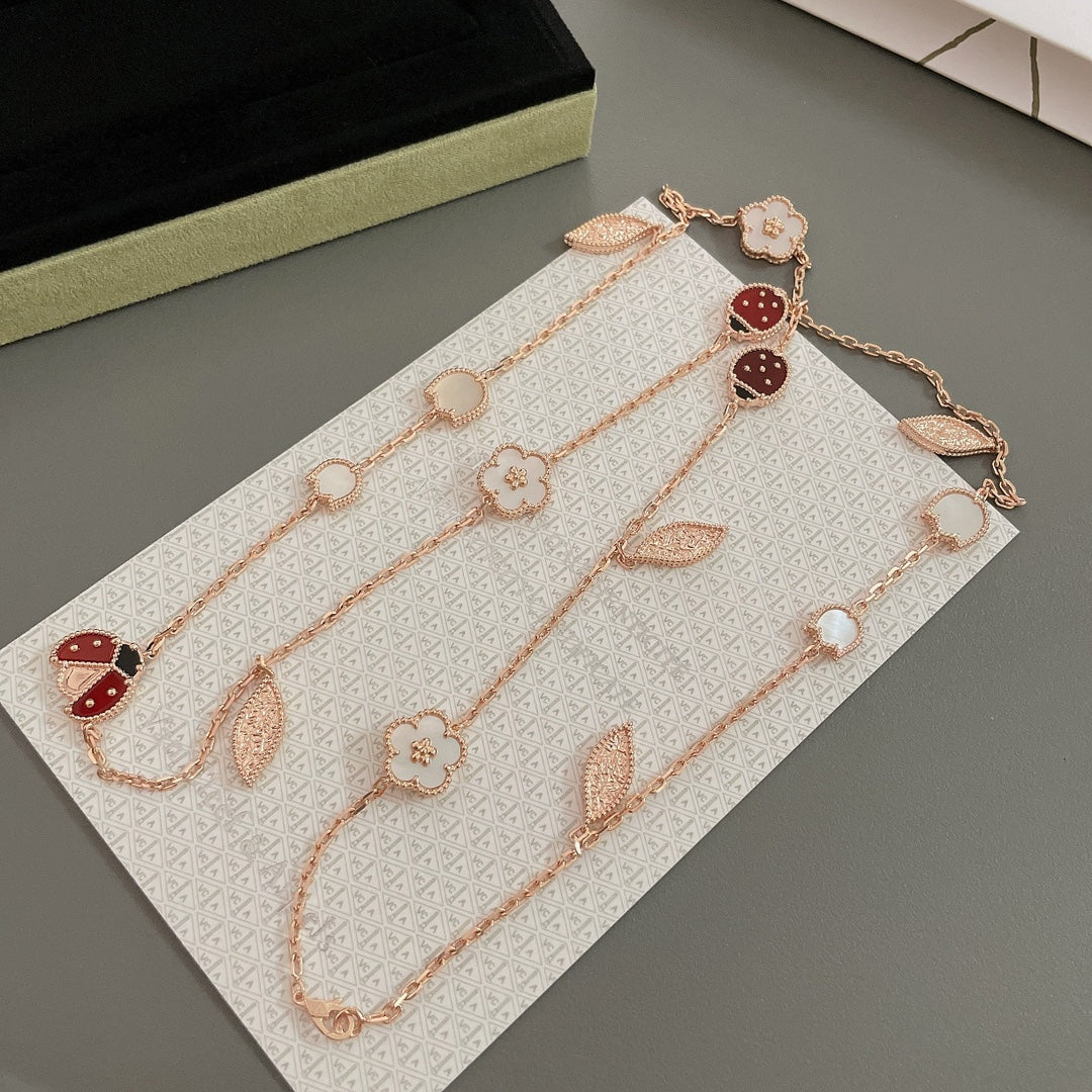 ¡®Imperial¡¯LUCKY SPRING 15 MOTIFS ROSE GOLD NECKLACE