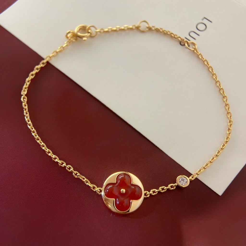 ¡®Imperial¡¯SUN PEDANT CARNELIAN BRACELET
