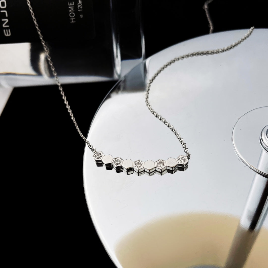¡®Imperial¡¯BEE MY LOVE DIAMOND NECKLACE