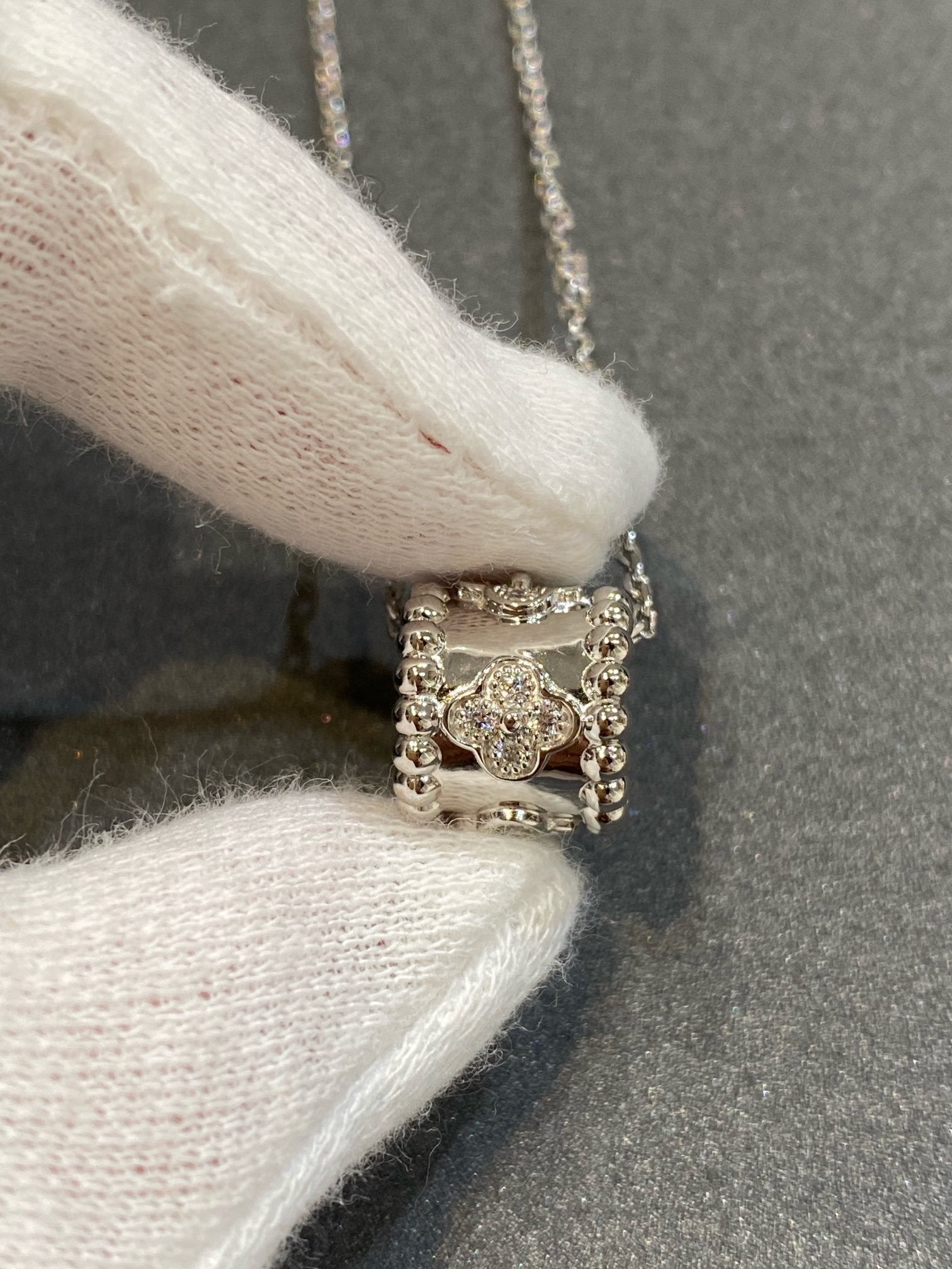 ¡®Imperial¡¯PERLEE PEDANT SIVLER DIAMOND NECKLACE