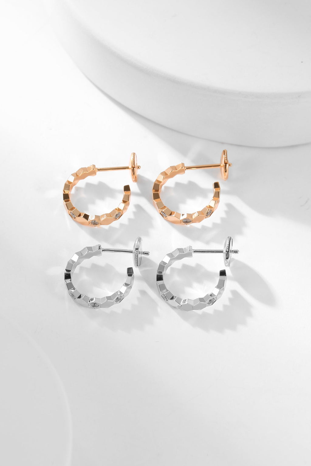¡®Imperial¡¯BEE LOVE DIAMOND HOOP EARRINGS