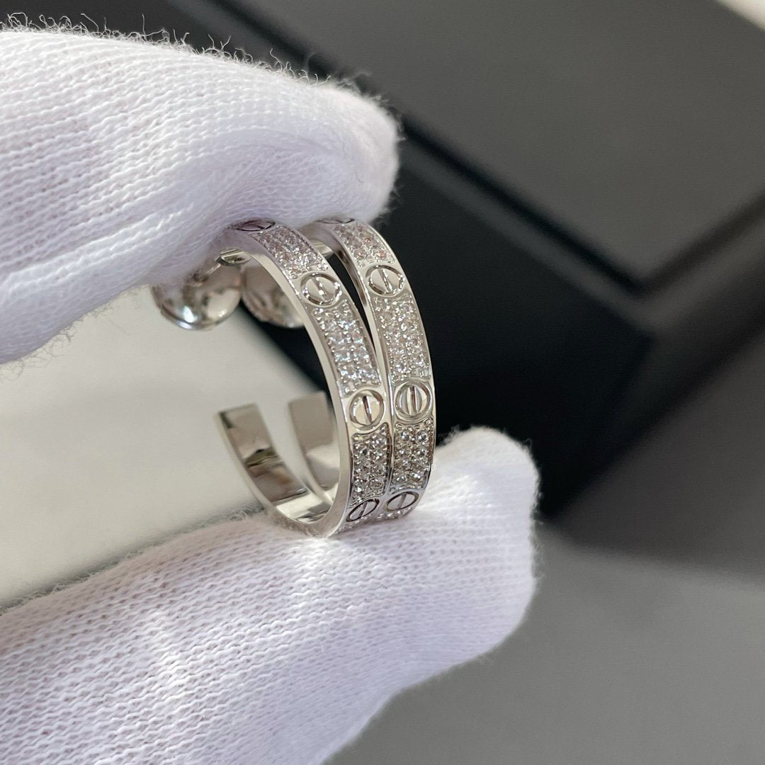 ¡®Imperial¡¯LOVE DIAMOND SILVER HOOP EARRINGS