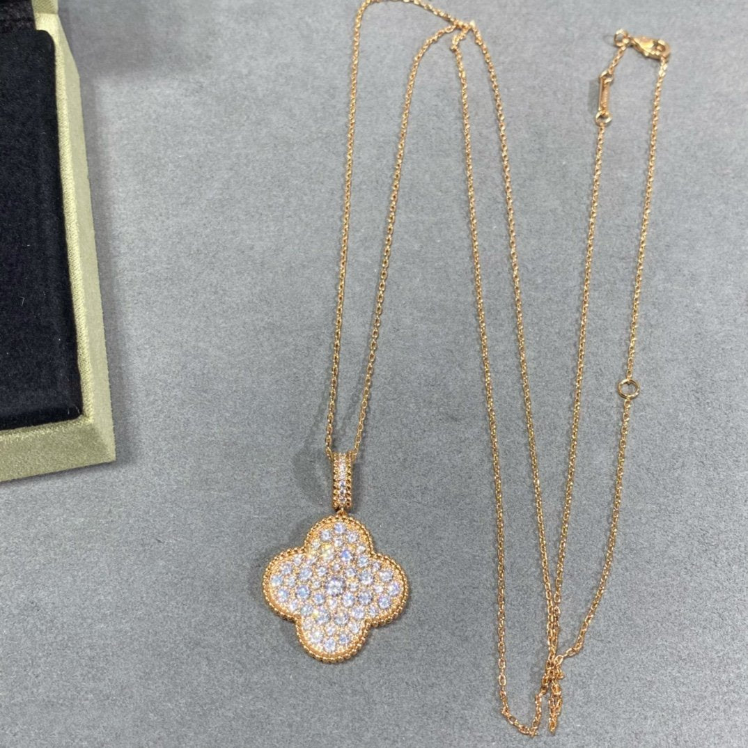 ¡®Imperial¡¯CLOVER 25MM LARGE PEDANT DIAMOND PAVED LONG NECKLACE