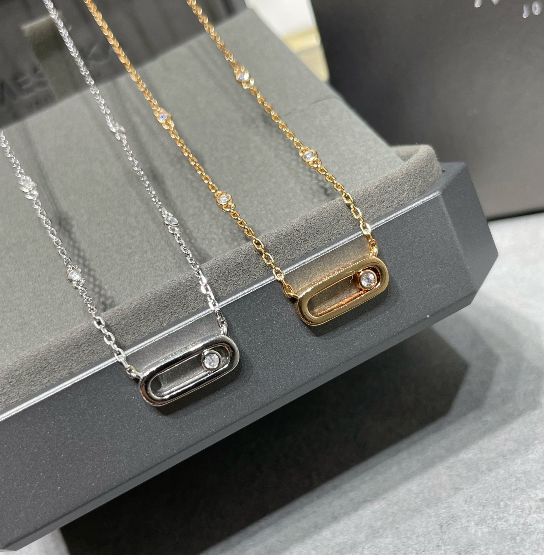 [Imperial Jewelrys]MOVE UNO DIAMOND NECKLACE