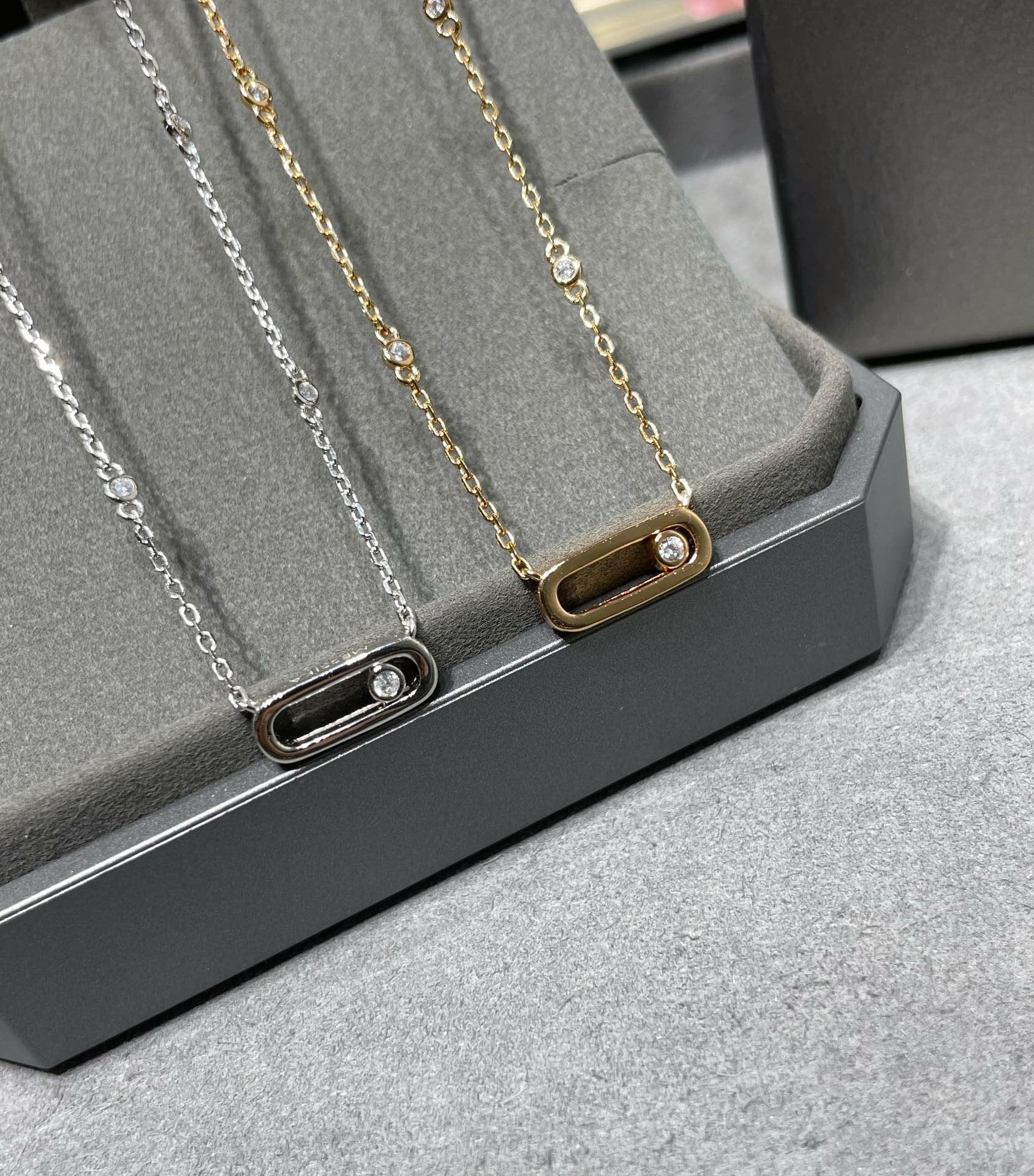 [Imperial Jewelrys]MOVE UNO DIAMOND NECKLACE