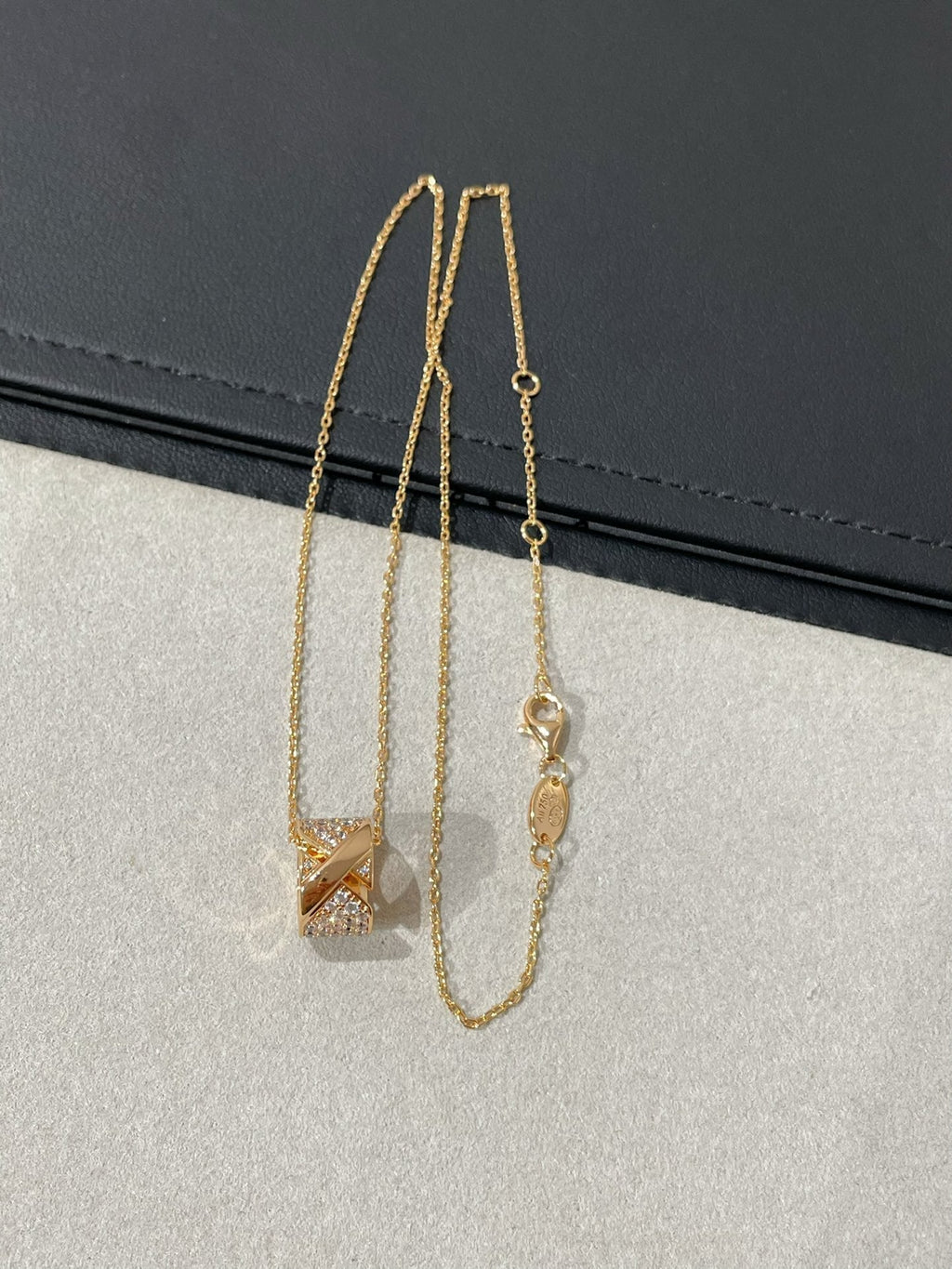 ¡®Imperial¡¯LIENS EVIDENCE DIAMOND PAVED NECKLACE
