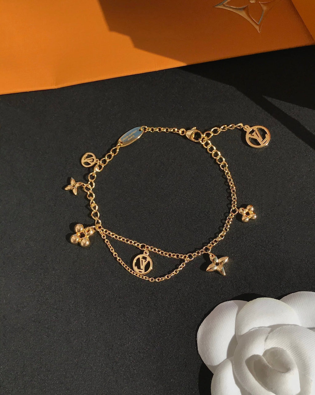 ¡®Imperial¡¯BLOOMING PINK GOLD MOP BRACELET
