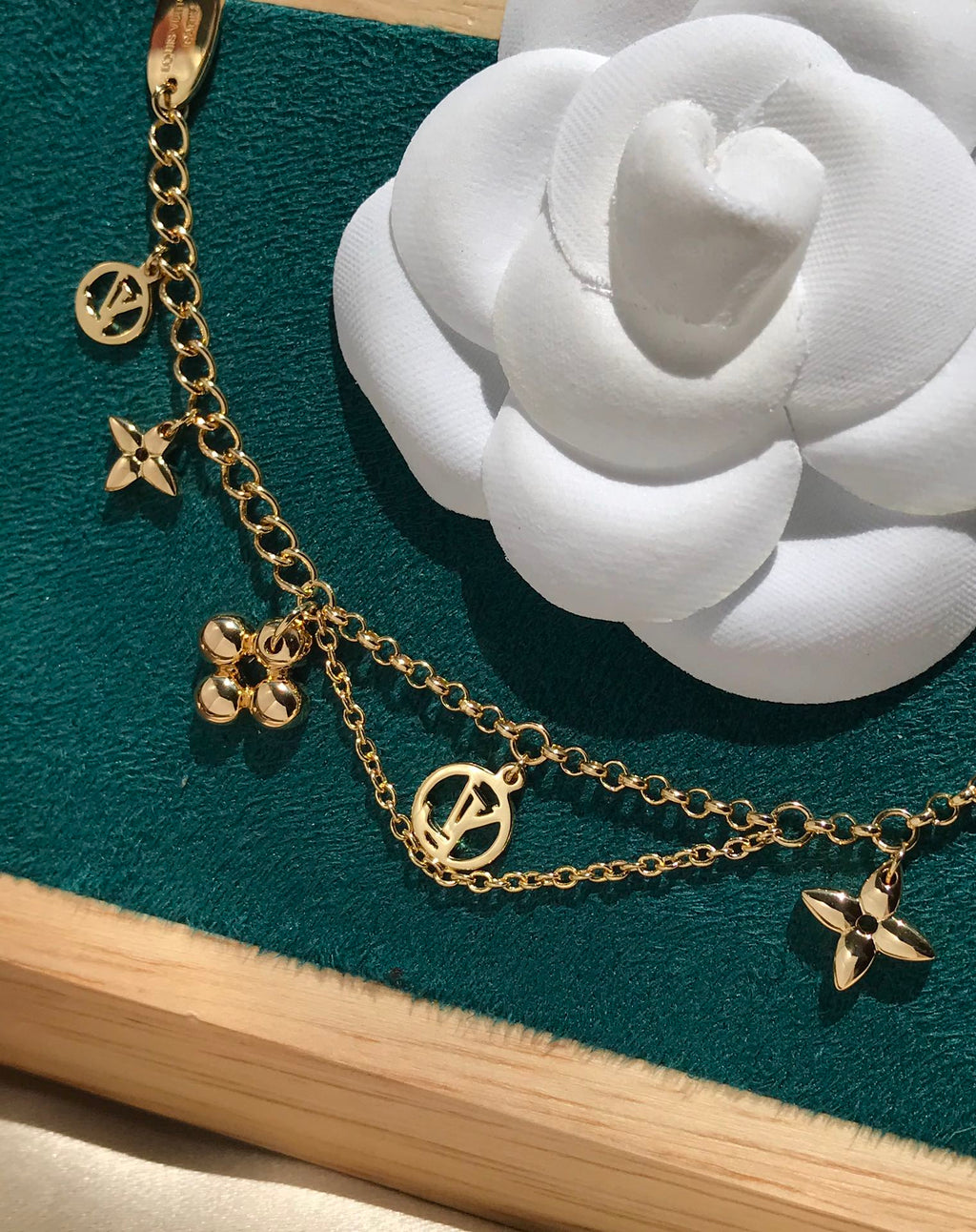 ¡®Imperial¡¯BLOOMING PINK GOLD MOP BRACELET