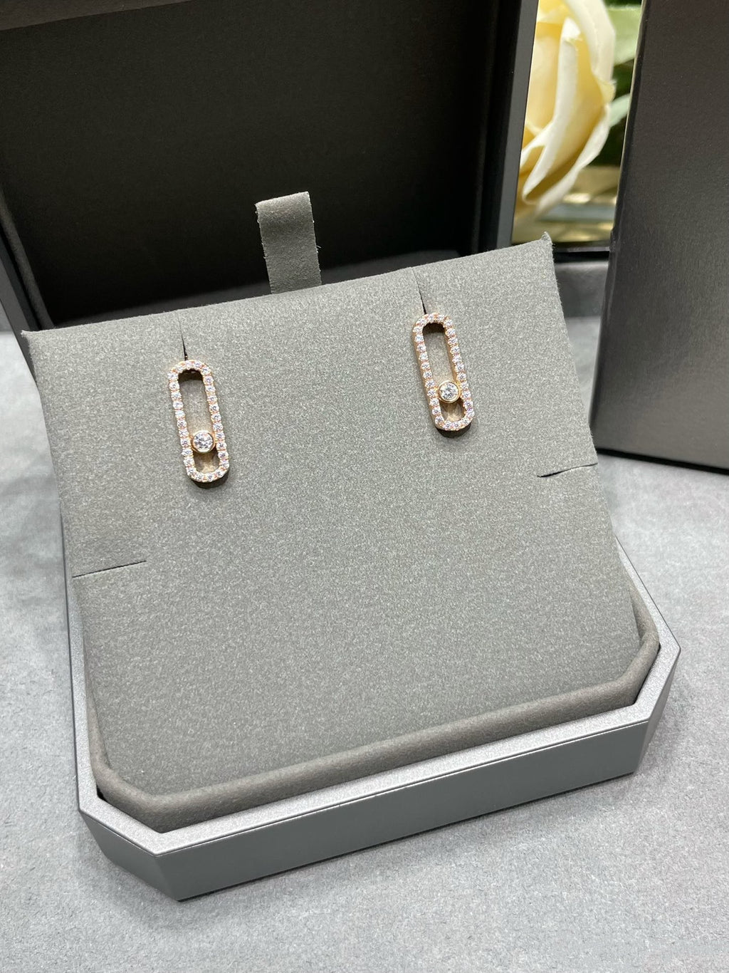 [Imperial Jewelrys]MOVE UNO STUD DIAMOND PAVED EARRINGS