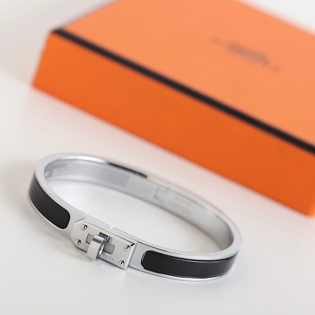 ¡®Imperial¡¯HM KELLY BLACK BRACELET