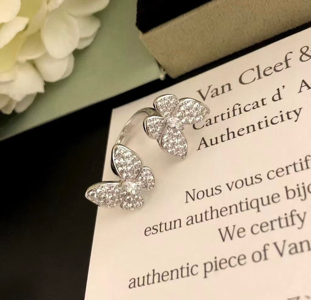 ¡®Imperial¡¯TWIN SILVER BUTTERFLY DIAMOND RING