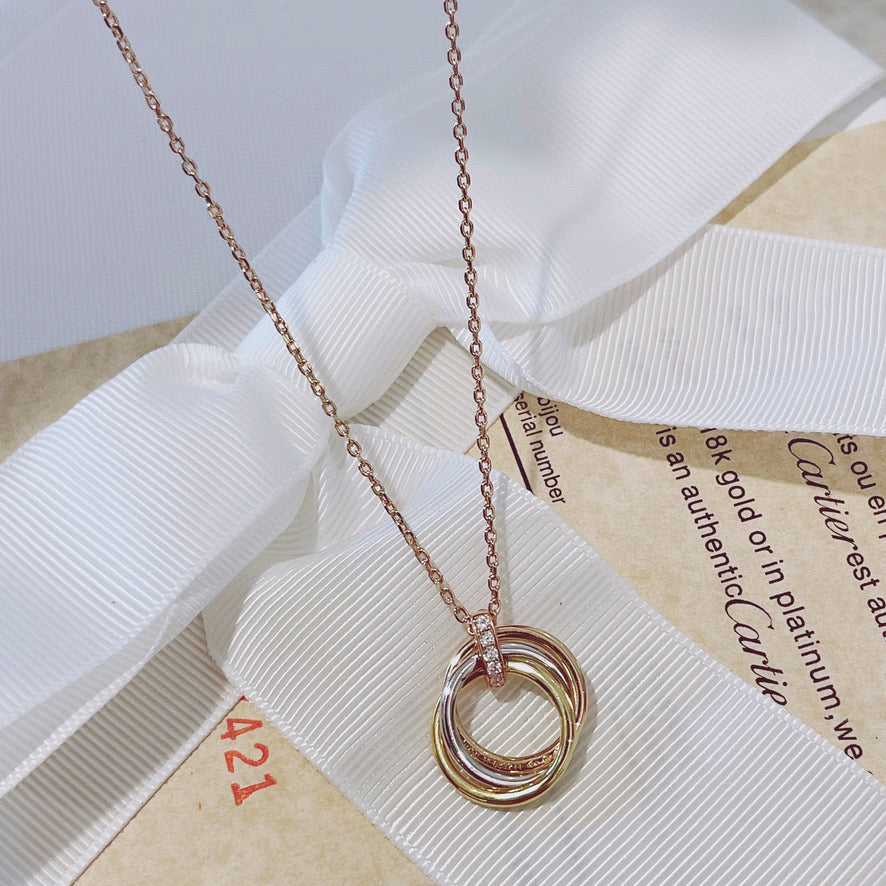 ¡®Imperial¡¯TRINITY NECKLACE GOLD  DIAMONDS