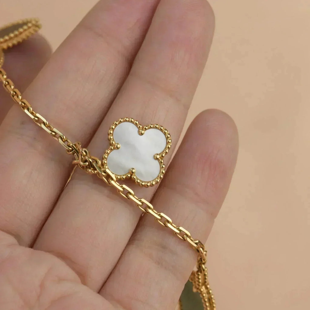 ¡®Imperial¡¯LUCKY SPRING 5 MOTIF GOLD BRACELET