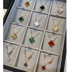 ¡®Imperial¡¯CLOVER 15MM CARNELIAN SINGLE FLOWER NECKLACE