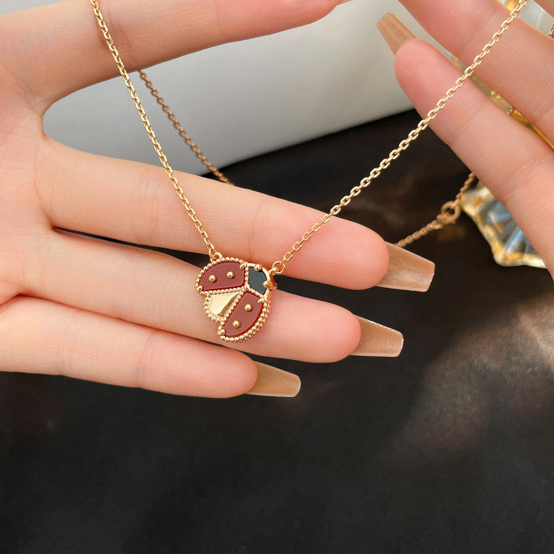 ¡®Imperial¡¯LUCKY  CARNELIANS LADYBUG NECKLACE