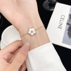 ¡®Imperial¡¯LUCKY WHITE MOP PLUM BLOSSOM  BRACELET