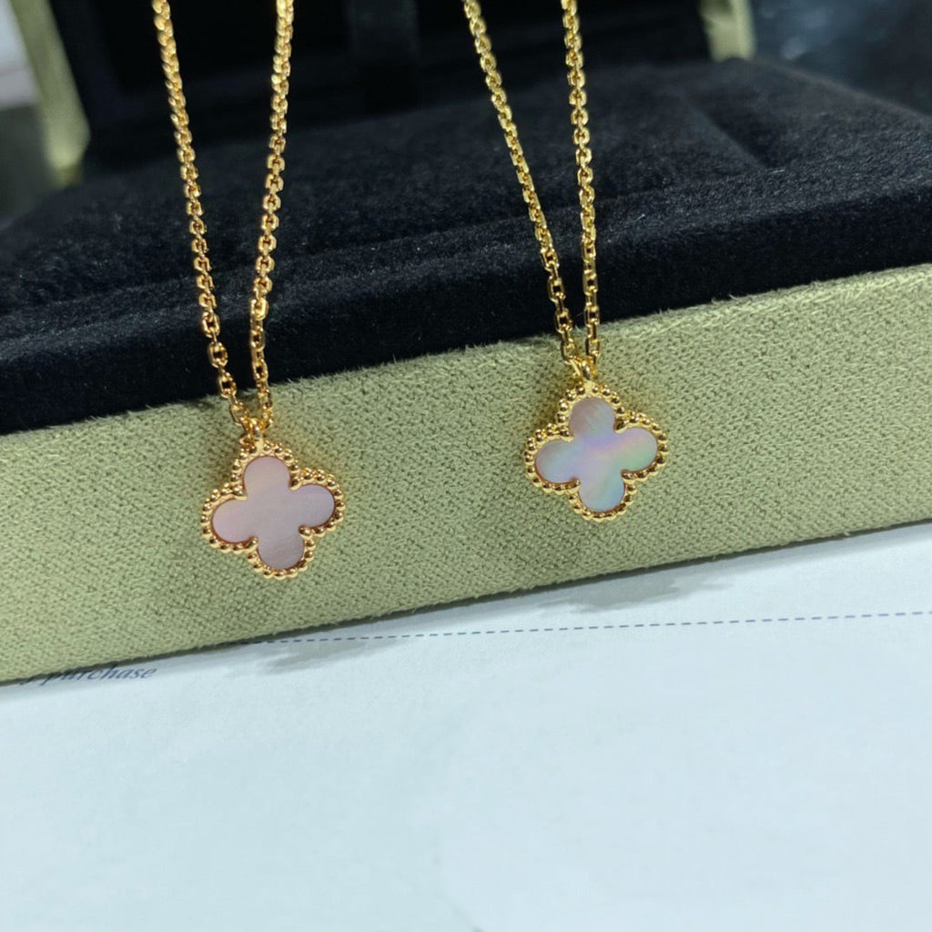 ¡®Imperial¡¯CLOVER 15MM PINK MOTHER-OF-PEARL SINGLE FLOWER NECKLACE
