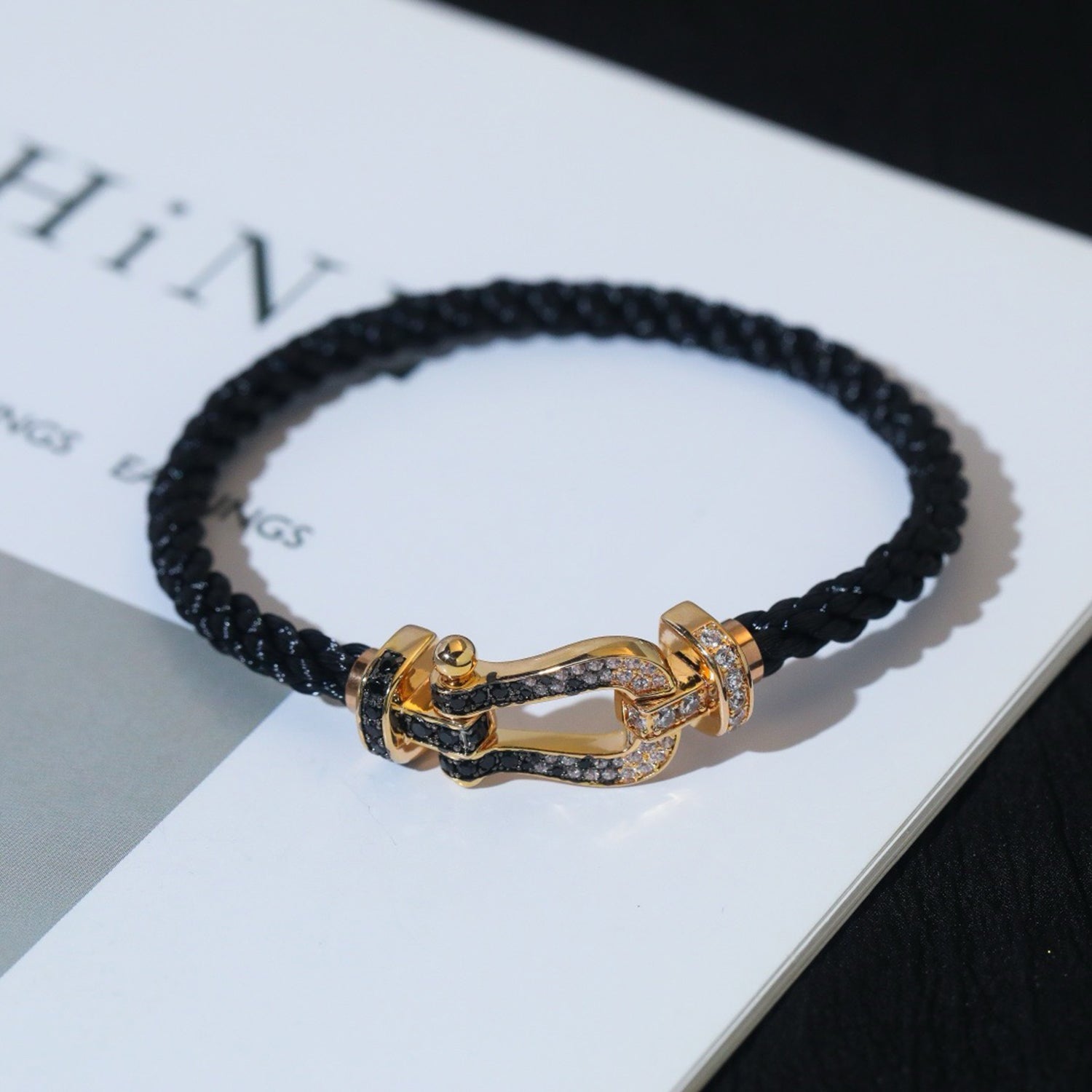 ¡®Imperial¡¯FORCE LARGE HORSESHOE BLACK WHITE DIAMOND BRACELET ROSE GOLD