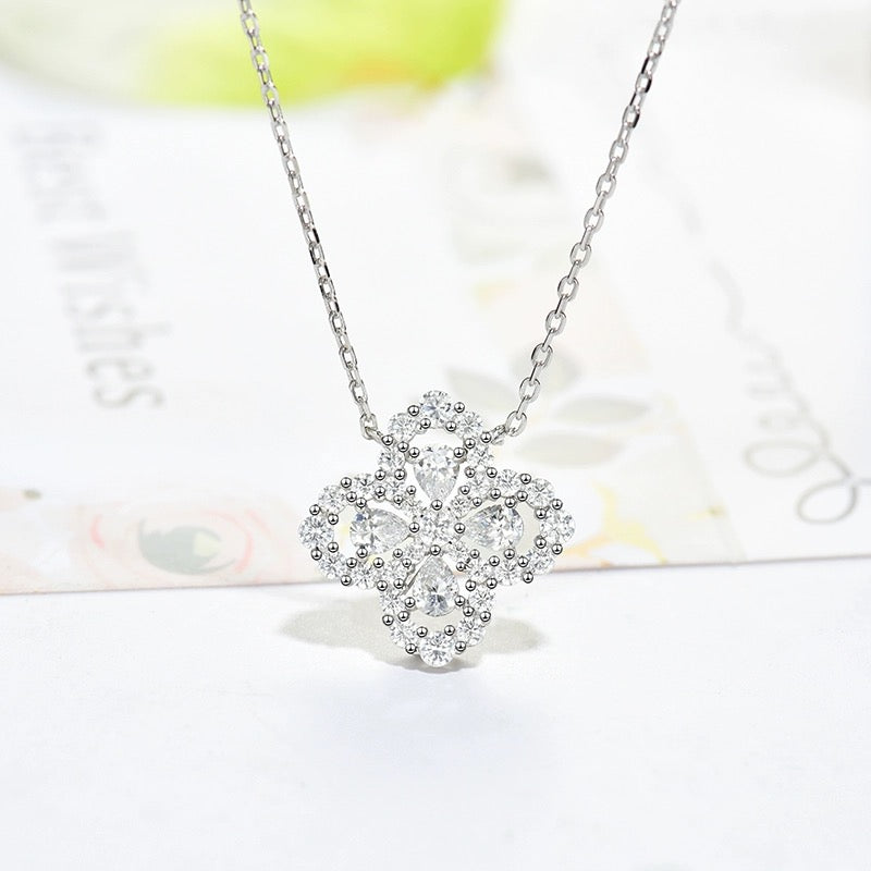 ¡®Imperial¡¯LOOP NECKLACE FULL MOTIF DIAMOND 16MM MULTIPLE COLORS