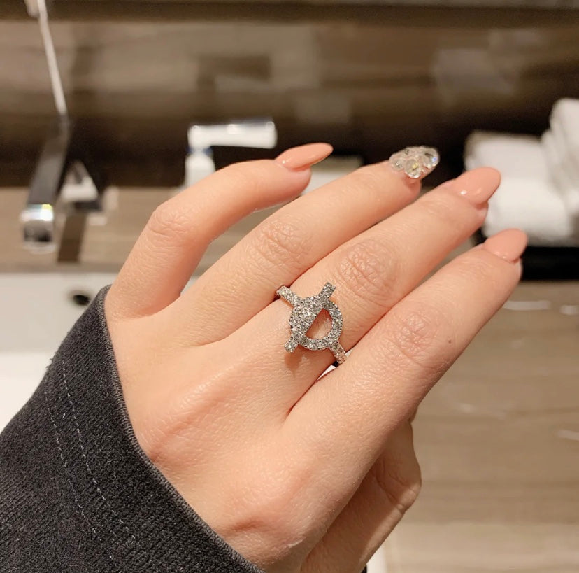 ¡®Imperial¡¯ECHAPPEE RING SILVER DIAMOND