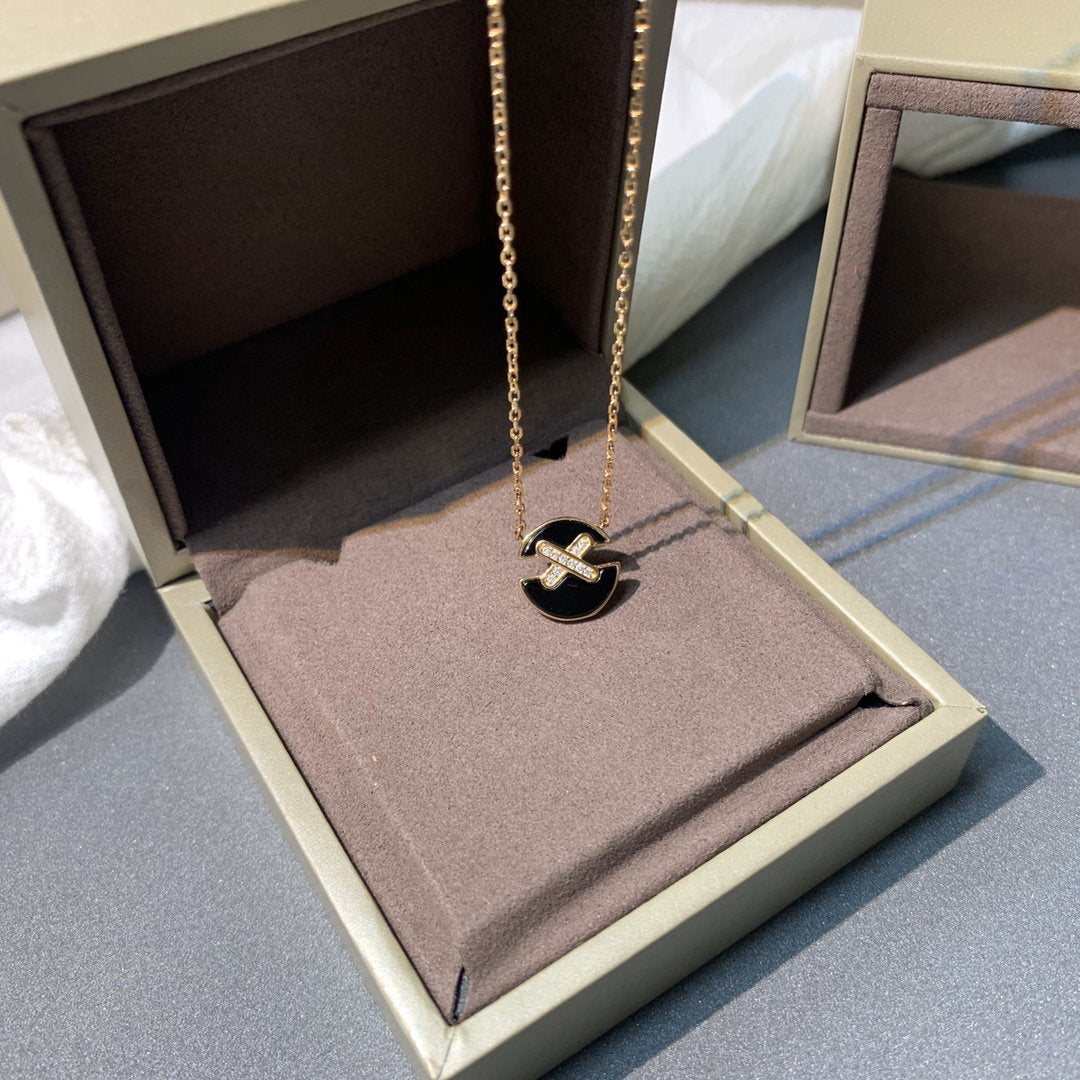 ¡®Imperial¡¯JEUX DE PINK GOLD DIAMOND NECKLACE