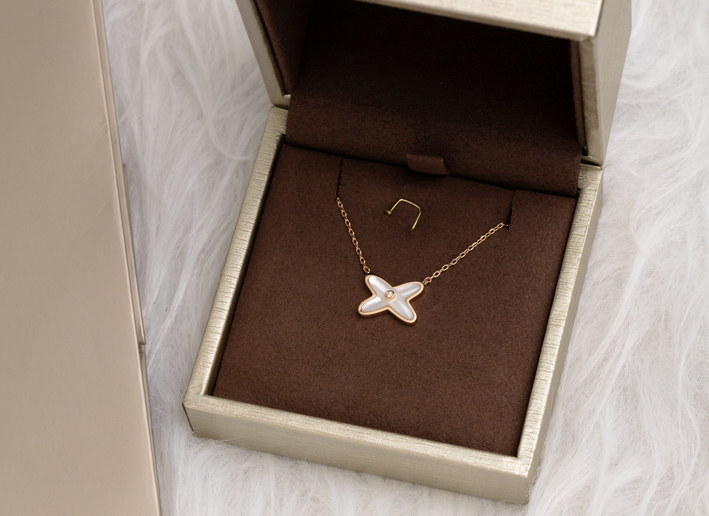 ¡®Imperial¡¯JEUX DE NECKLACE 1 DIAMOND