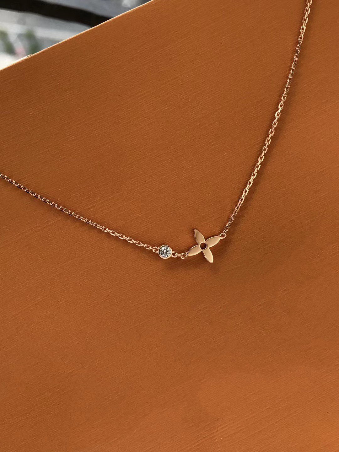 ¡®Imperial¡¯BLOSSOM PENDANT PINK GOLD AND DIAMOND