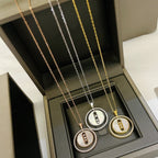 [Imperial Jewelrys]LUCKY MOVE MM NACRE BLANCHE DIAMOND NECKLACE