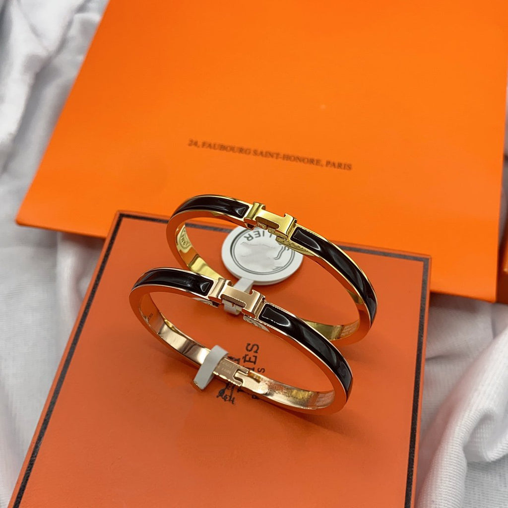 ¡®Imperial¡¯CLASSIC HM CLIC BLACK 8MM ENAMEL BRACELET