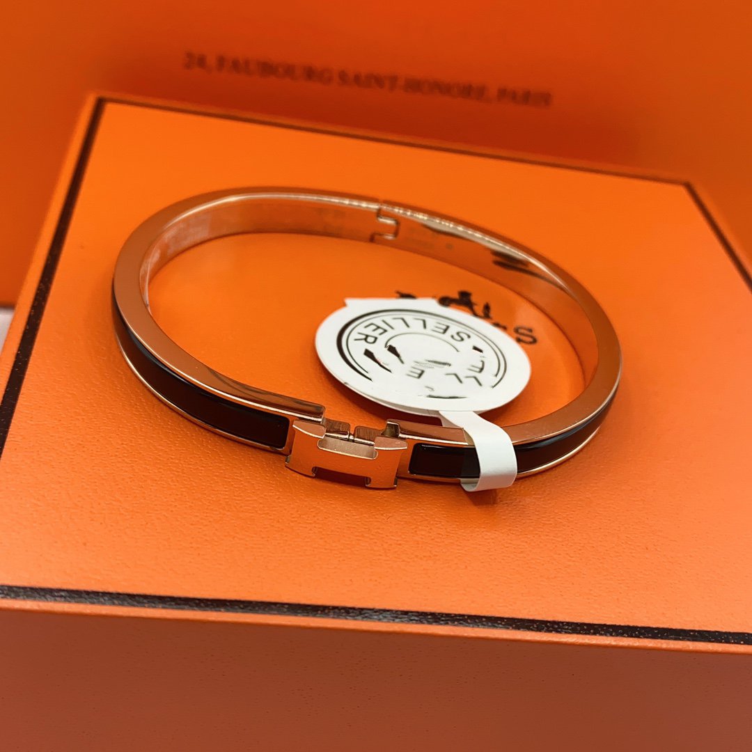 ¡®Imperial¡¯CLASSIC HM CLIC BLACK 8MM ENAMEL BRACELET