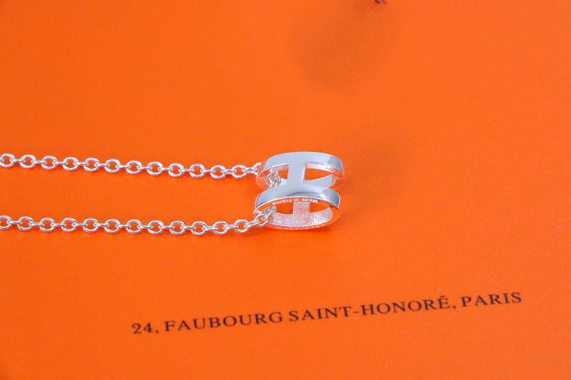 ¡®Imperial¡¯HM NECKLACE H LETTER OVAL SERIES