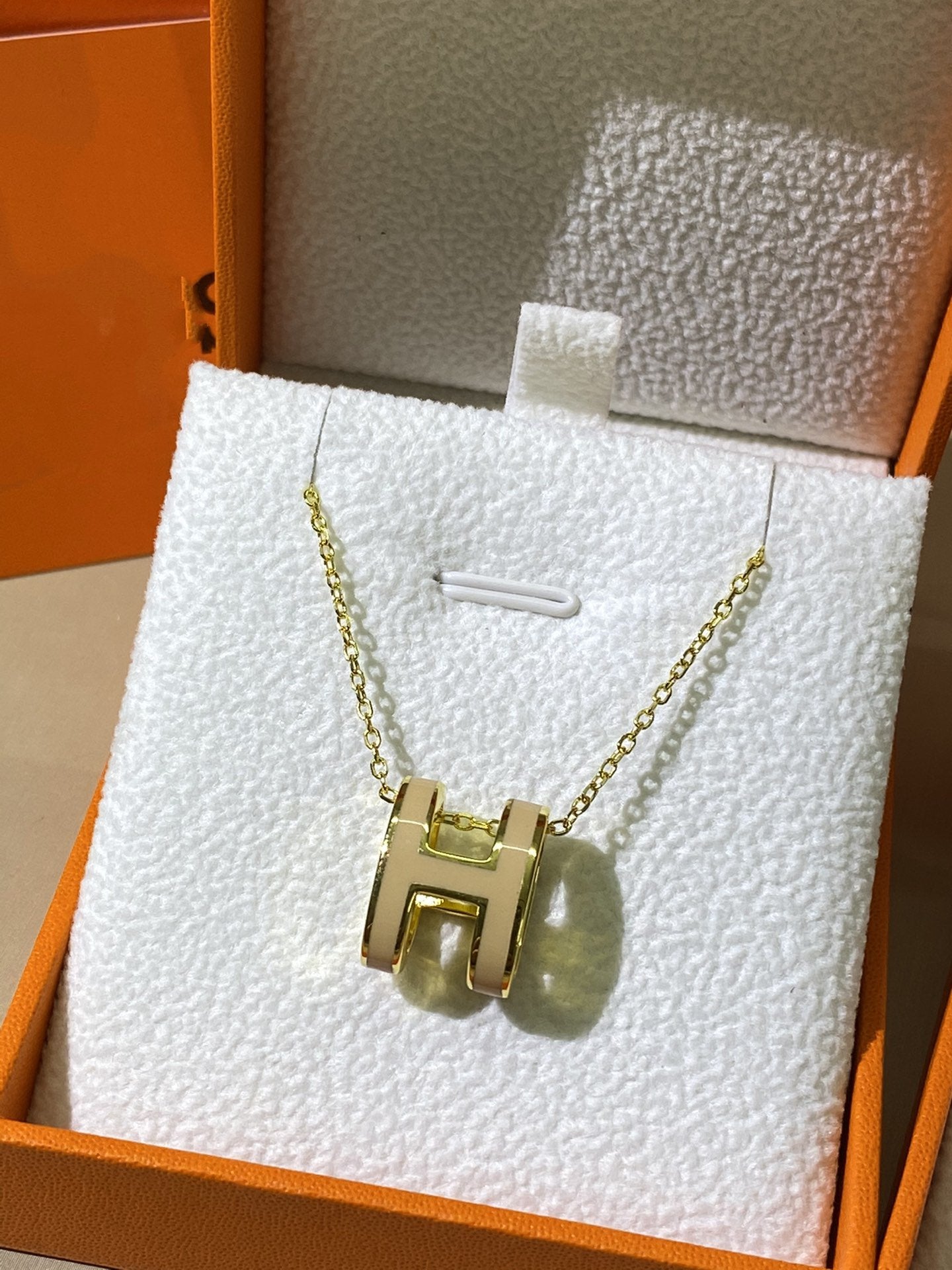 ¡®Imperial¡¯HM CLIC YELLOW ENAMEL GOLD NECKLACE