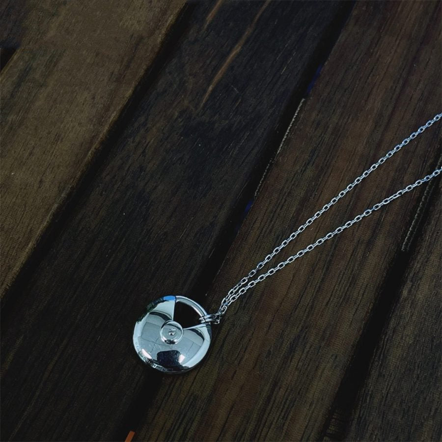 ¡®Imperial¡¯AMULETTE SILVER FULL DIAMOND NECKLACE