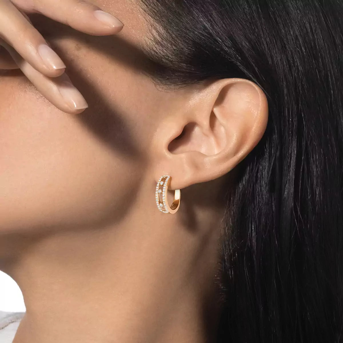 [Imperial Jewelrys]Diamond Pave_ Hoop Earrings Move