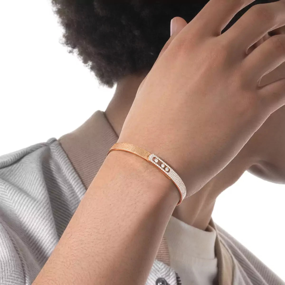 [Imperial Jewelrys]Move Noa Ciselé half pavé bangle